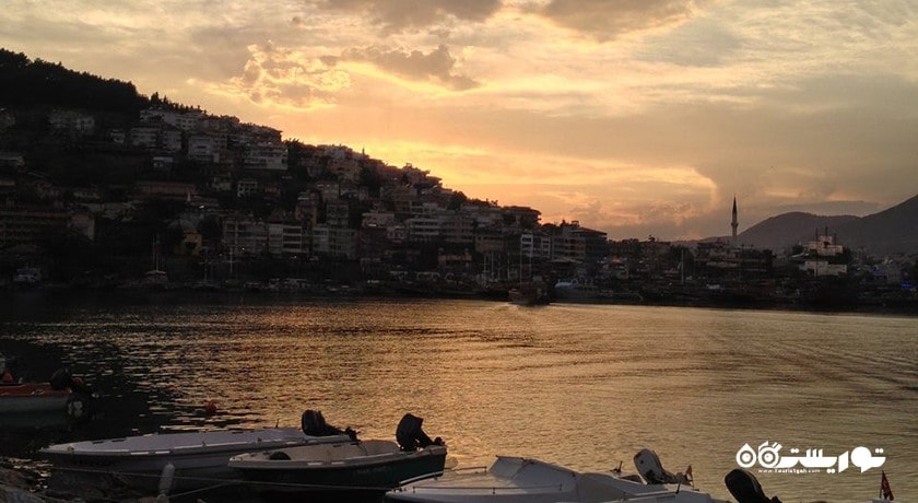 تفریحگاه و فانوس دریایی آلانیا  -  شهر آلانیا