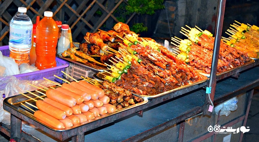 سرگرمی غذای خیابانی در پاتایا شهر تایلند کشور پاتایا