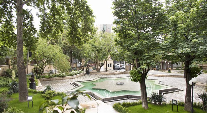 خانه شاعران معاصر ایران (انجمن شاعران ایران) -  شهر تهران