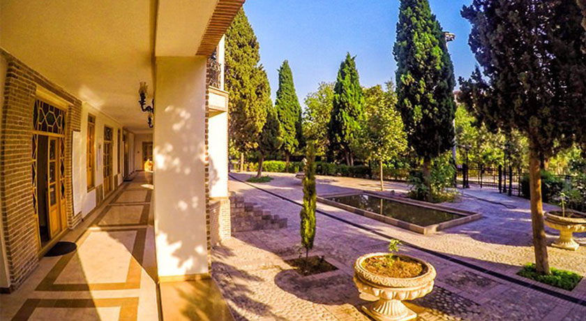  عمارت ارباب هرمز (موزه گرافیک ایران) شهرستان تهران استان تهران