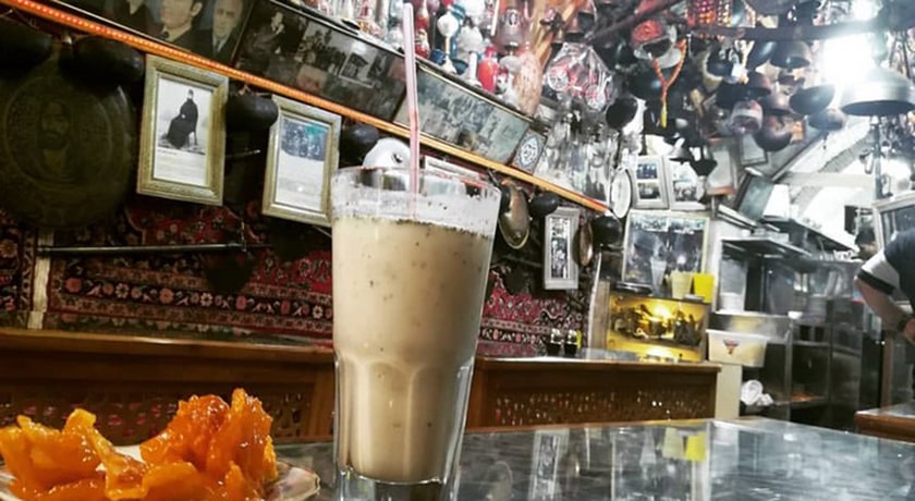 رستوران قهوه خانه و دیزی سرای چاه حاج میرزا (آزادگان) شهر اصفهان 