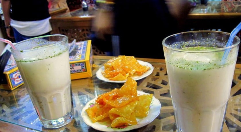 رستوران قهوه خانه و دیزی سرای چاه حاج میرزا (آزادگان) شهر اصفهان 