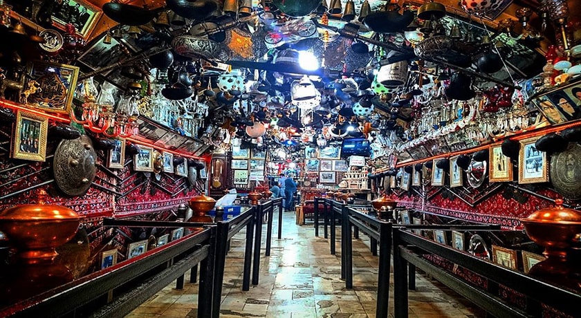 رستوران قهوه خانه و دیزی سرای چاه حاج میرزا (آزادگان) شهر اصفهان 