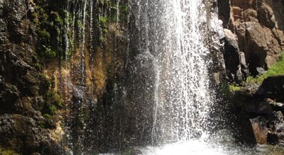  آبشار طامه شهرستان اصفهان استان نطنز