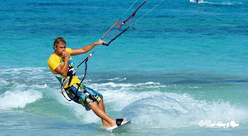 سرگرمی کایت سواری در پاتایا شهر تایلند کشور پاتایا