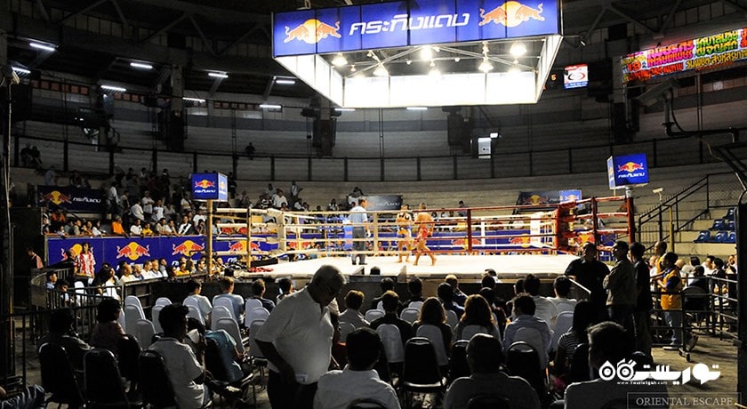 سرگرمی بوکس تایلندی در استادیوم راجادامنرن بانکوک شهر تایلند کشور بانکوک