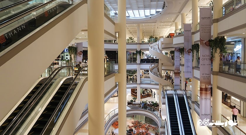 مرکز خرید مرکز خرید گیسورن ویلج شهر تایلند کشور بانکوک