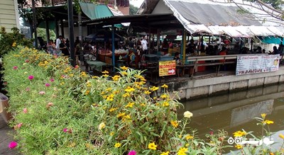 مرکز خرید بازار شناور بانگ نام پوئنگ شهر تایلند کشور بانکوک