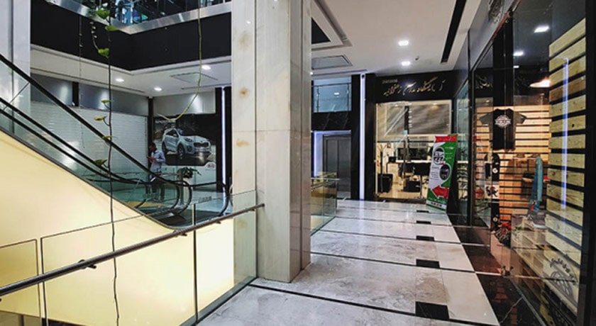  مجتمع تجاری زعفرانیه پلازا شهر تهران استان تهران