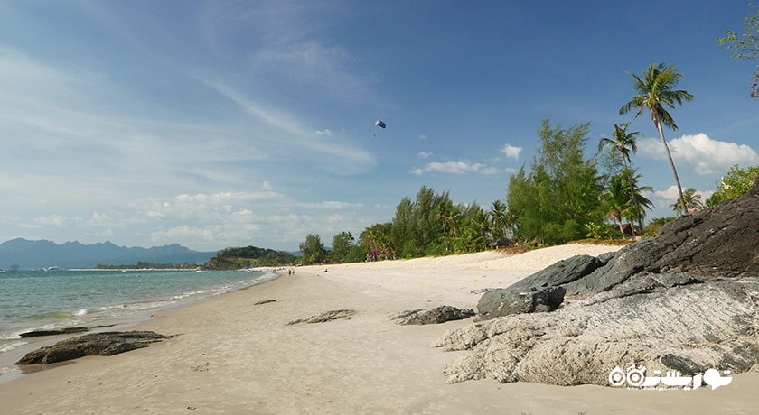 سرگرمی ساحل پانتای چنانگ شهر مالزی کشور لنکاوی