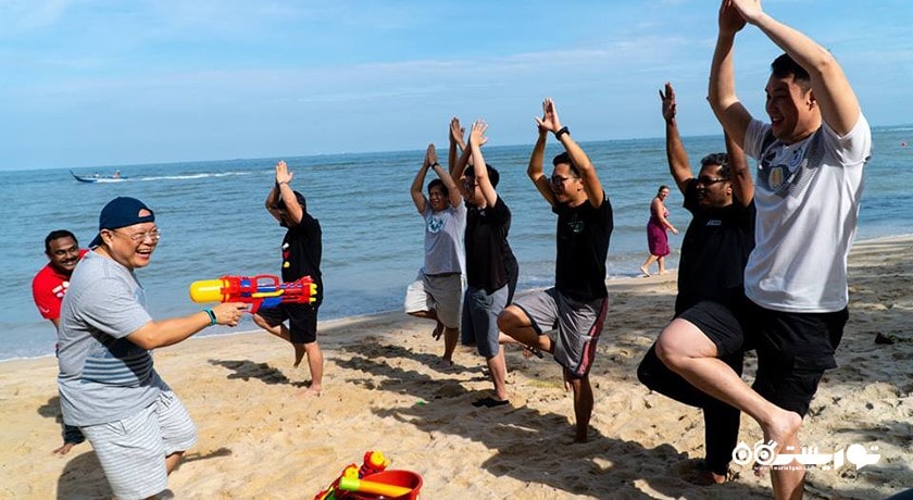 سرگرمی ورزش های آبی و ساحلی در باتو فرینگی شهر مالزی کشور پنانگ
