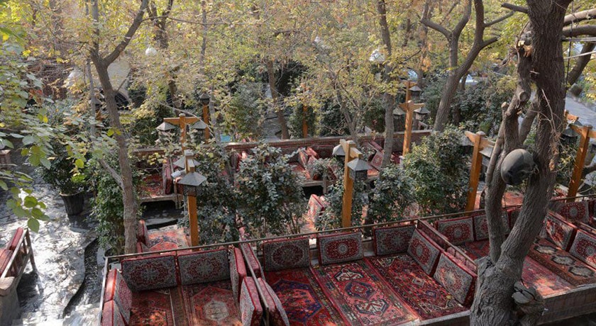 رستوران باغچه حسین فرحزاد -  شهر تهران