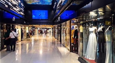  مرکز خرید ونک شهر تهران استان تهران