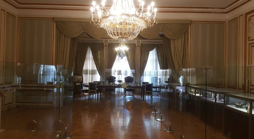  موزه ظروف سلطنتی شهرستان تهران استان تهران