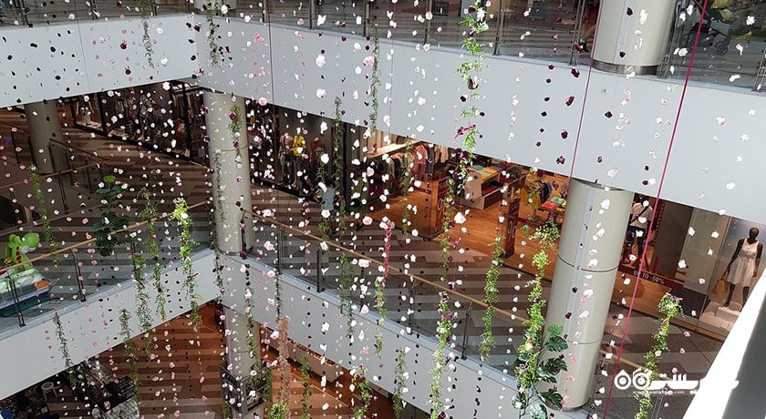 مرکز خرید مال وارنا شهر بلغارستان کشور وارنا