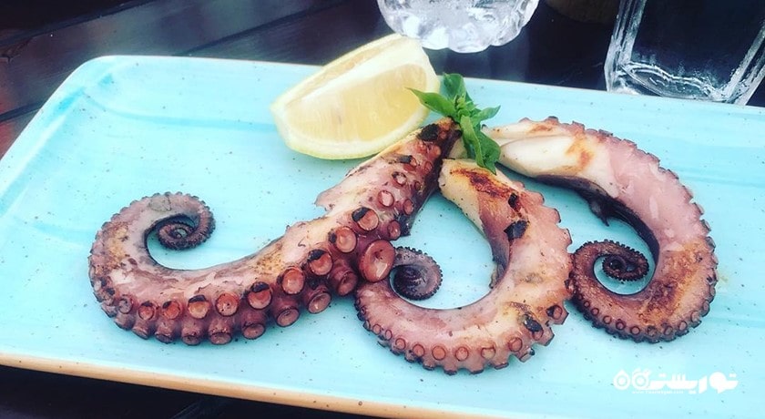 رستوران رستوران مستر بابا شهر وارنا 