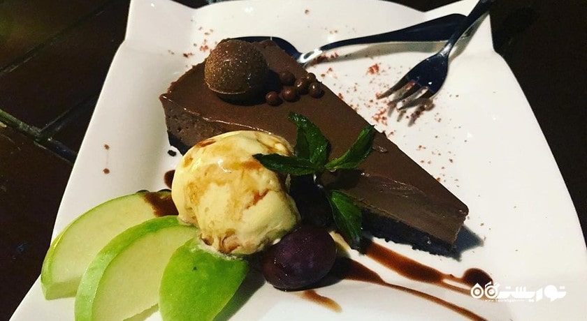 رستوران رستوران مستر بابا شهر وارنا 