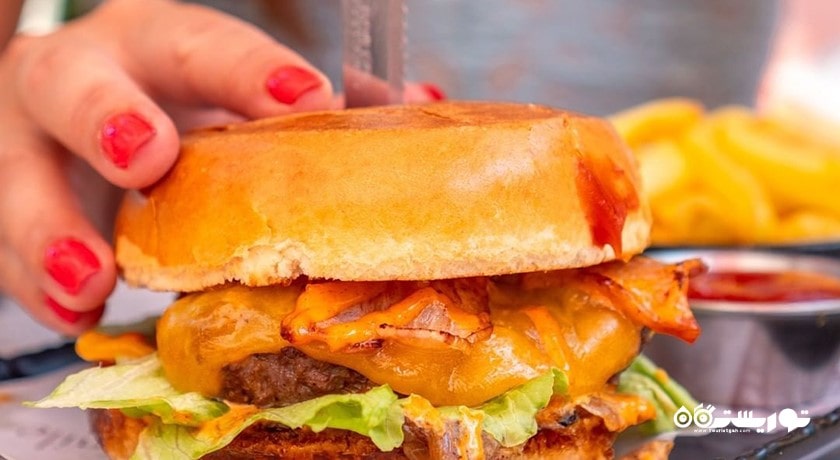 رستوران رستوران هپی بار اند گریل شهر وارنا 