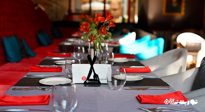 رستوران رستوران رد کاناپه شهر وارنا 