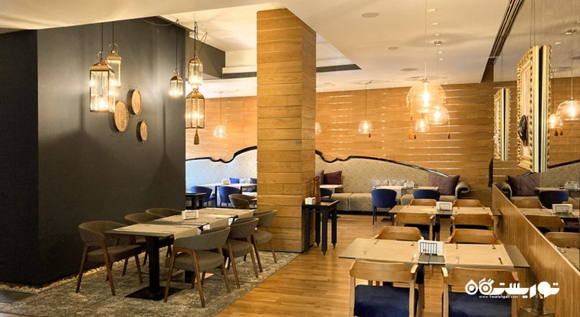 رستوران رستوران رد کاناپه شهر وارنا 