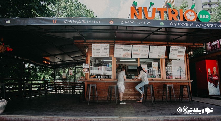 رستوران نوتریو بار شهر وارنا 