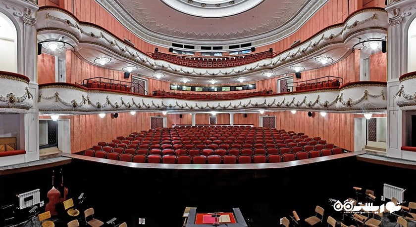  تئاتر استویان باچواروف شهر بلغارستان کشور وارنا