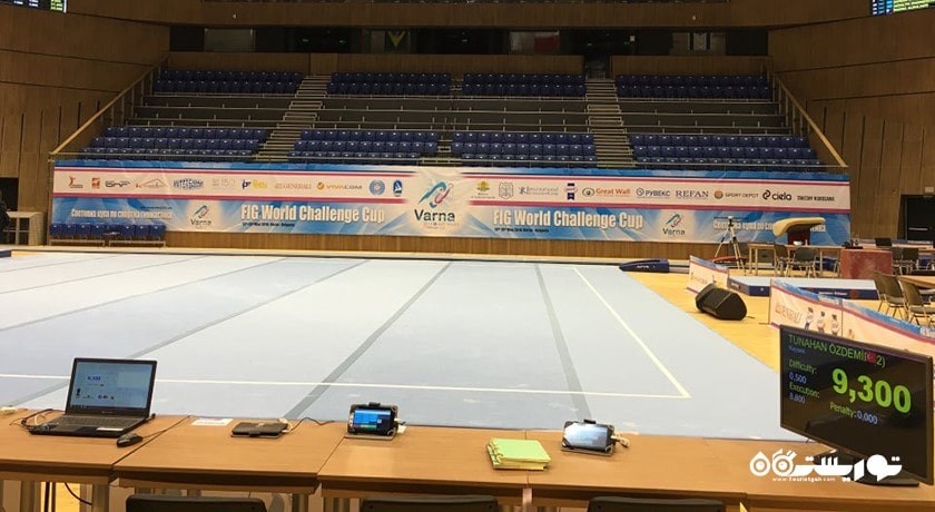  کاخ فرهنگ و ورزش شهر بلغارستان کشور وارنا