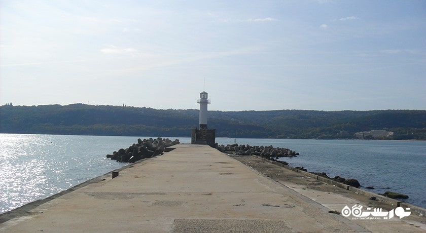 فانوس دریایی وارنا -  شهر وارنا