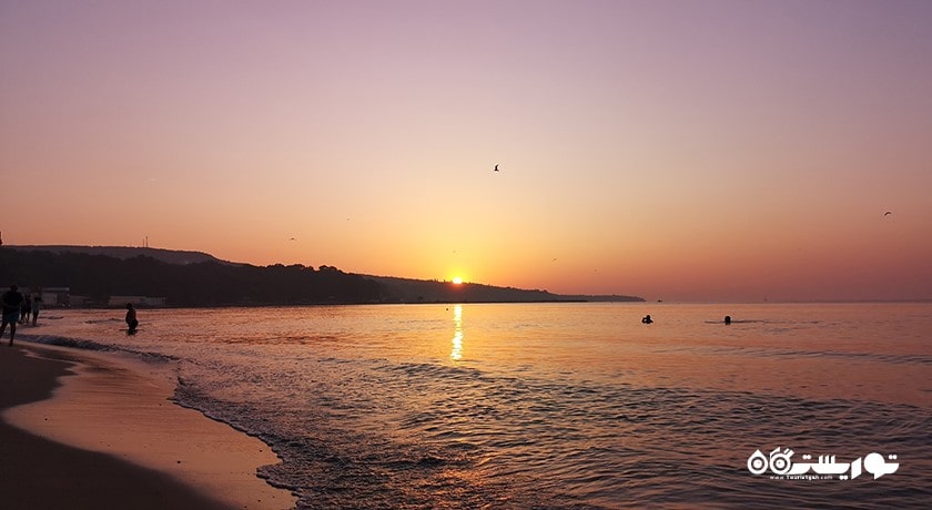 سرگرمی سفر دریایی غروب آفتاب شهر بلغارستان کشور وارنا