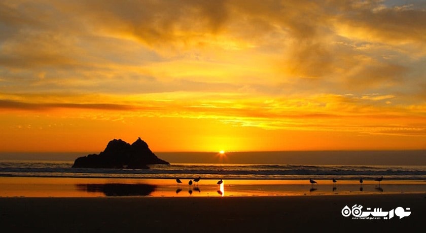 سرگرمی سفر دریایی غروب آفتاب شهر بلغارستان کشور وارنا