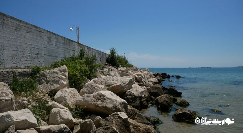 ساحل تراکتا -  شهر وارنا