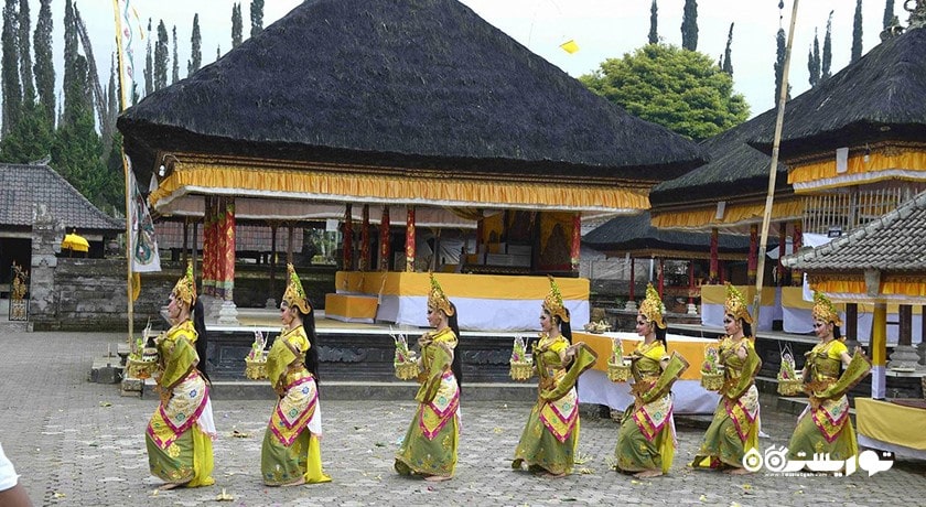 معبد اولون دانو براتان -  شهر بالی