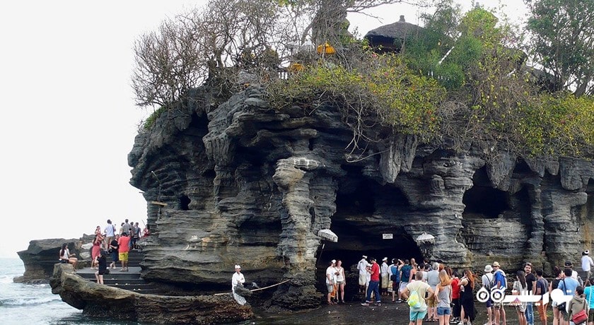  معبد تانا لوت شهر اندونزی کشور بالی