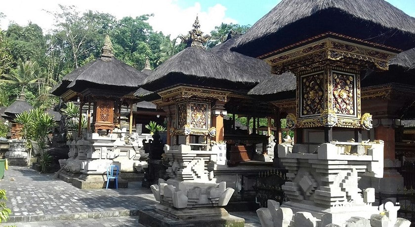  معبد تامان ساراسواتی شهر اندونزی کشور بالی