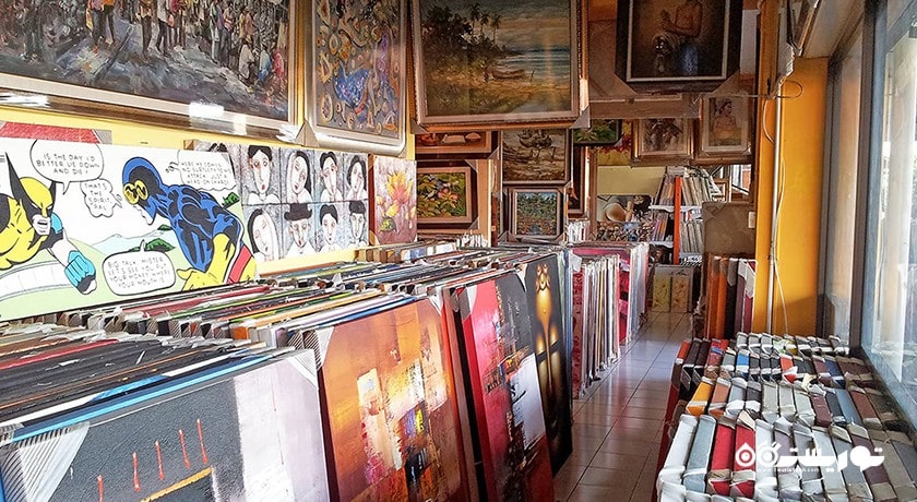 مرکز خرید بازار هنر کومباساری شهر اندونزی کشور بالی