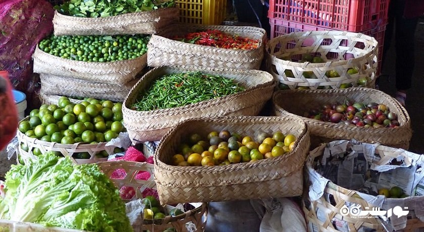 مرکز خرید بازار هنر کومباساری شهر اندونزی کشور بالی