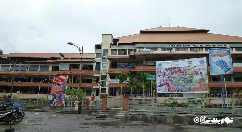 مرکز خرید بازار هنر کومباساری شهر اندونزی کشور بالی