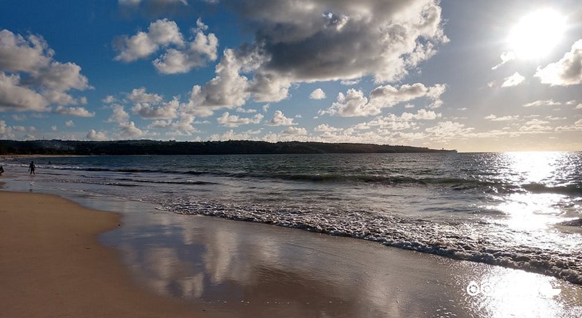 سرگرمی ساحل جیمباران شهر اندونزی کشور بالی