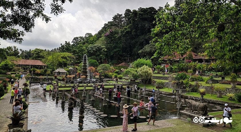  باغ آبی سلطنتی تیرتا گانگا شهر اندونزی کشور بالی