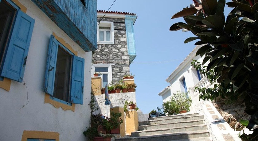  سفر به جزیره ساموس با کشتی شهر ترکیه کشور کوش آداسی