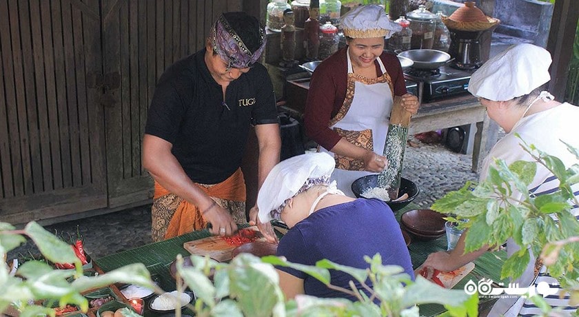 سرگرمی کلاس آشپزی ایبو سولاستری شهر اندونزی کشور بالی