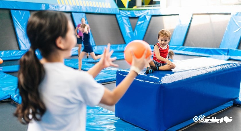 سرگرمی مرکز ترامپولین بونس بالی شهر اندونزی کشور بالی