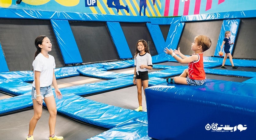 سرگرمی مرکز ترامپولین بونس بالی شهر اندونزی کشور بالی