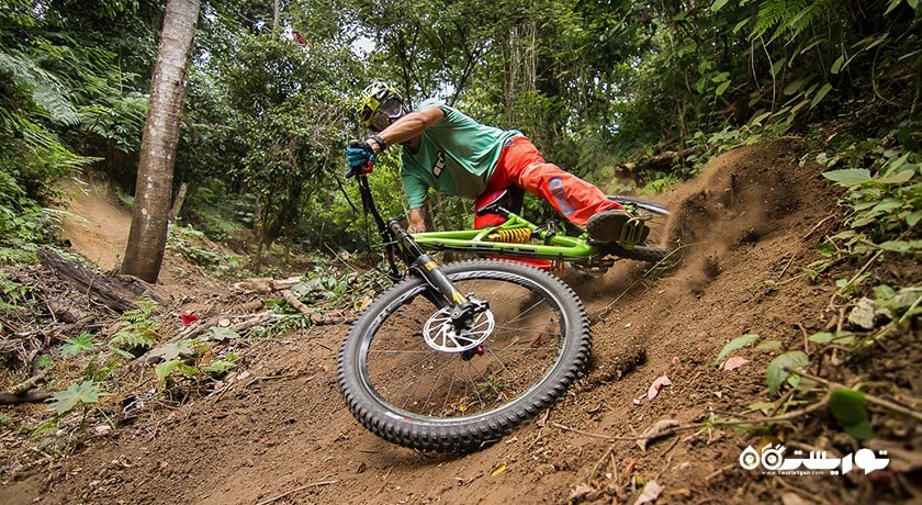 سرگرمی دوچرخه سواری در بالی شهر اندونزی کشور بالی