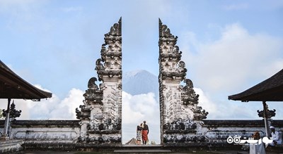 سرگرمی پیاده روی و گردش در اطراف کاندیداسا شهر اندونزی کشور بالی