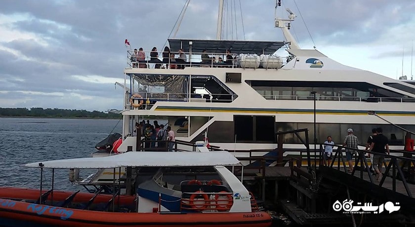 سرگرمی سفر دریایی غروب به همراه شام شهر اندونزی کشور بالی