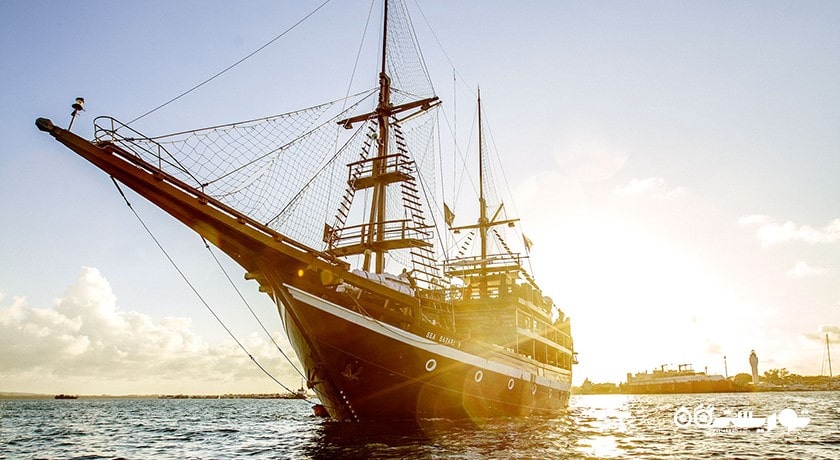 سرگرمی سفر دریایی غروب به همراه شام شهر اندونزی کشور بالی