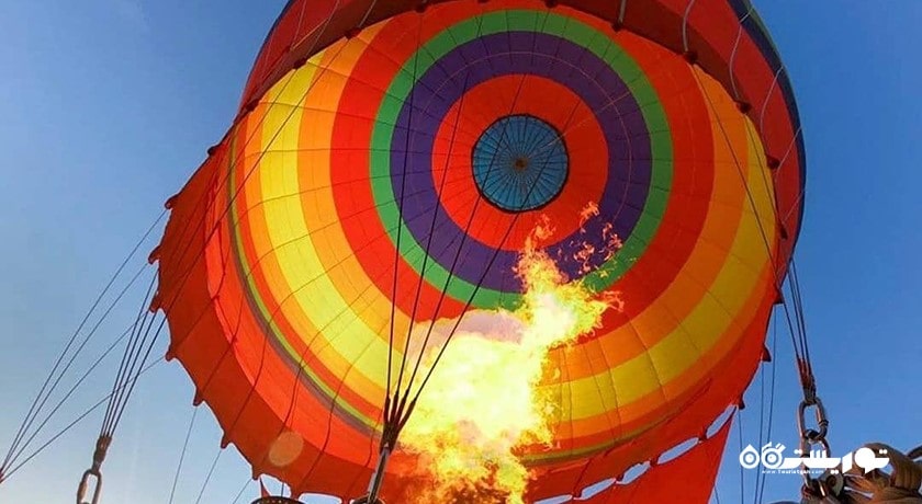 سرگرمی بالون سواری بر فراز اوبود شهر اندونزی کشور بالی