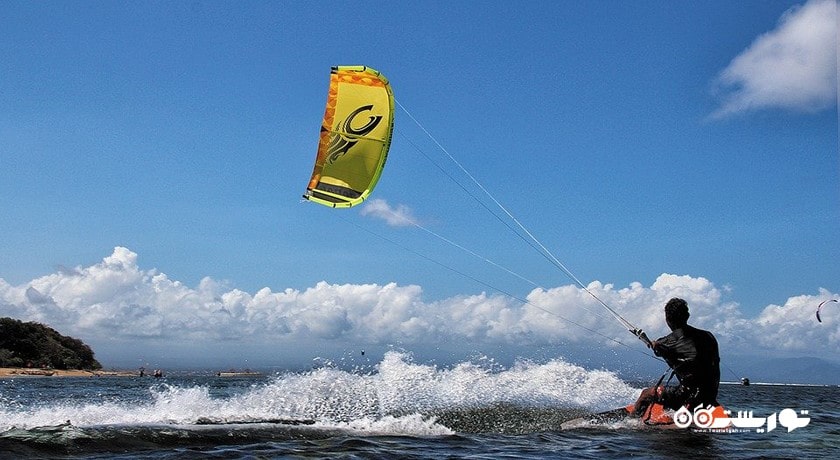 سرگرمی کایت سرفینگ در بالی شهر اندونزی کشور بالی