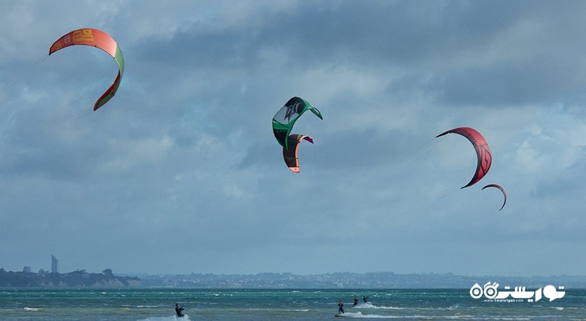 سرگرمی کایت سرفینگ در بالی شهر اندونزی کشور بالی
